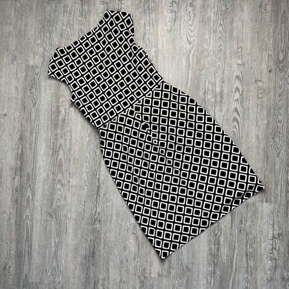 Lauren Ralph Lauren Women’s Size 12 Geometric Print Twist Sheath Dress - Picture 7 of 8